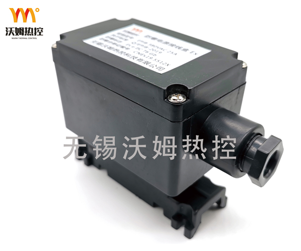 �Ӿ��У��£�